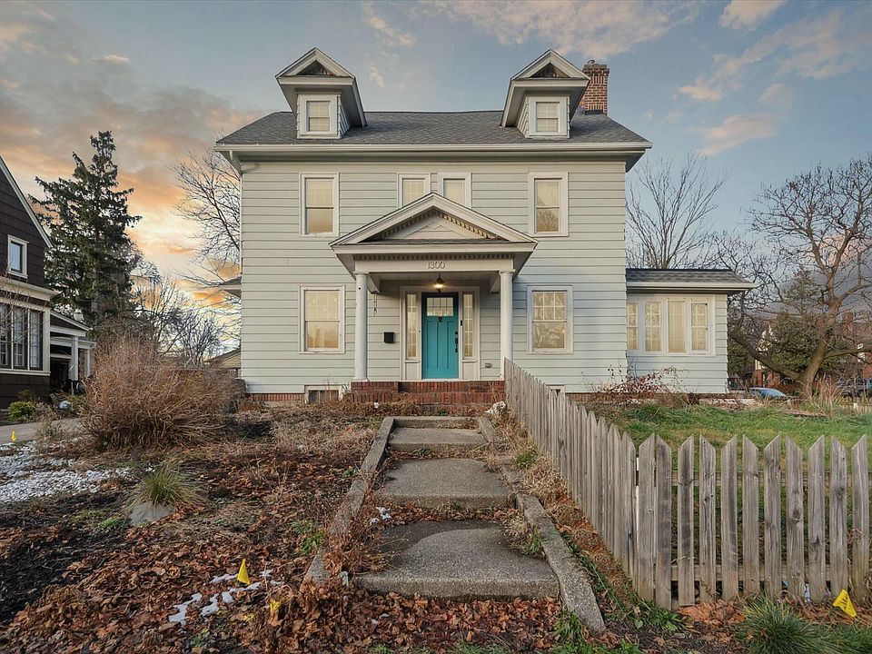 1st image of 1300 W Shiawassee St
