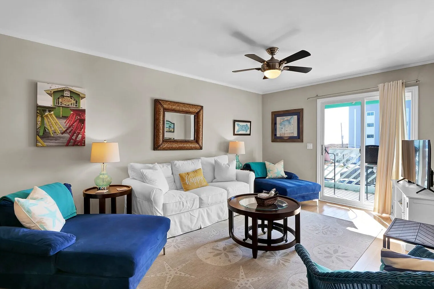 2 bed, 2.0 bath, 9149 sqft, $2,959 — Photo 4