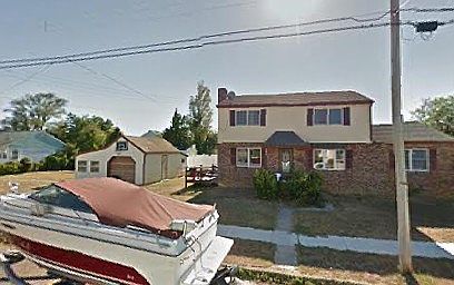 2nd image of 200 11th St S