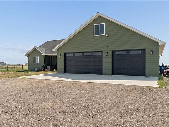 3rd image of 144 Leo Ln