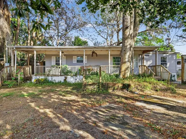 9520 Merton St, New Port Richey, FL 34654