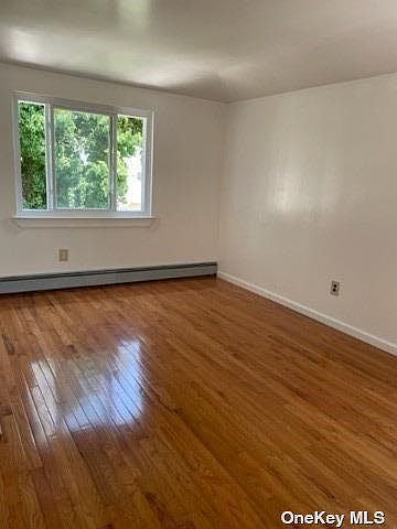 2nd image of 14467 176th St