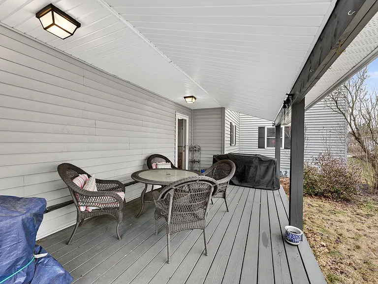 14 Myrtle St — Photo 35