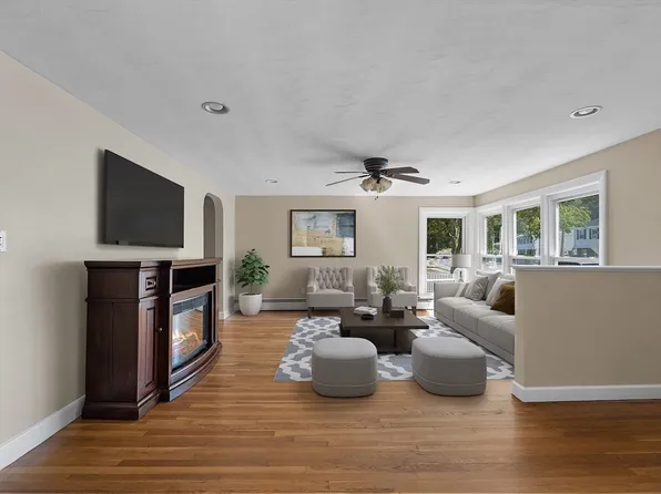 117 Salem St, Wakefield, MA 01880