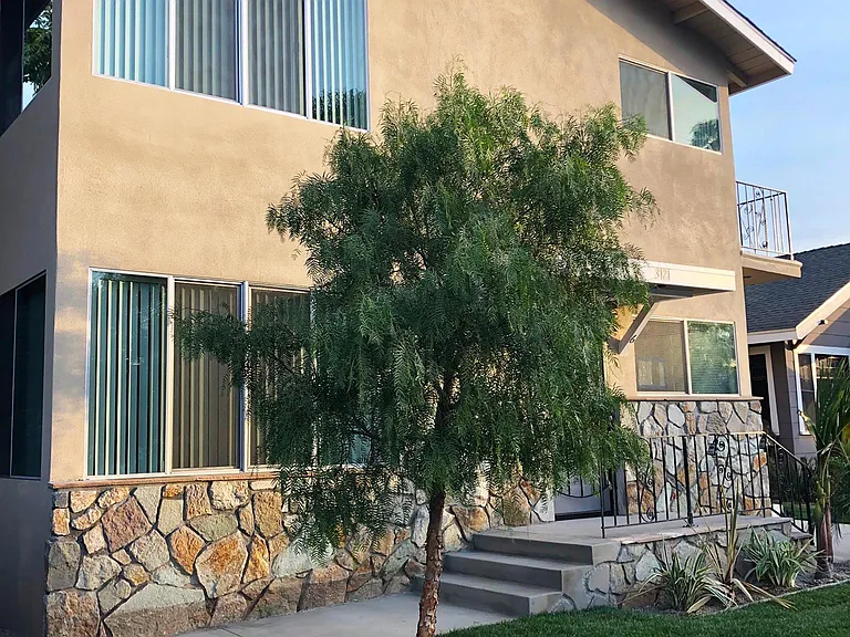 3121 E Theresa St #2 — Photo 3