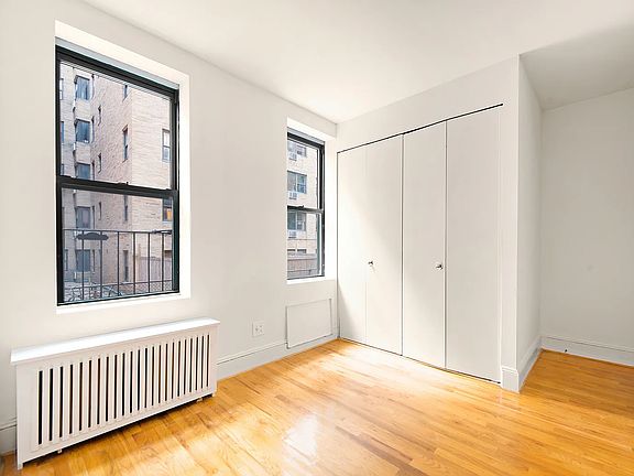 5th image of 226 E 70th St APT 2B