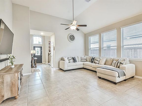 5th image of 15514 Lake Meridian Drive