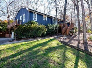 1220 10th Street Ln NW, Hickory, NC 28601