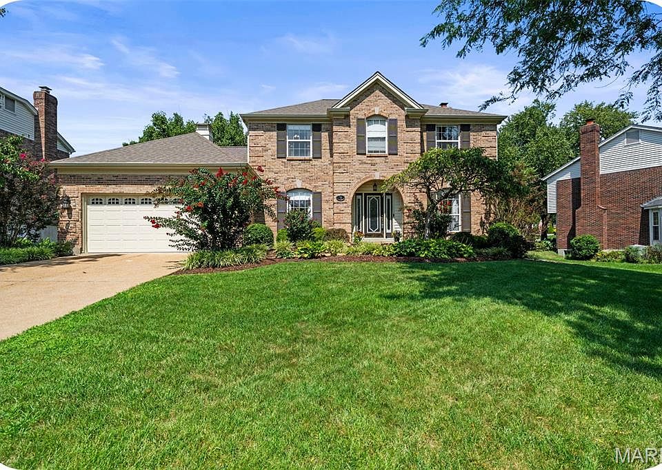 1st image of 70 Log Hill Ln