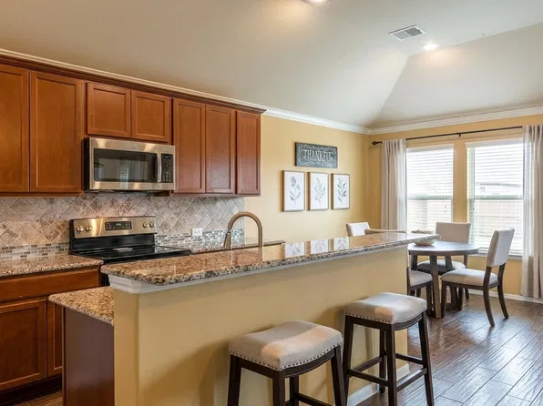 3115 Cassinia Pkwy, Heartland, TX 75126
