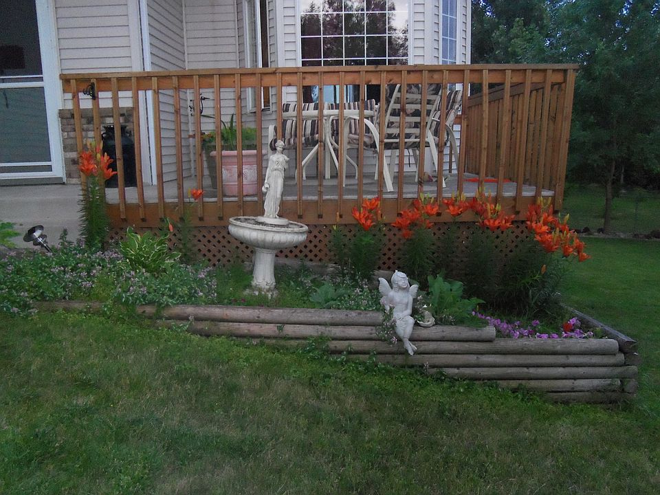 2nd image of 3751 Connar Dr