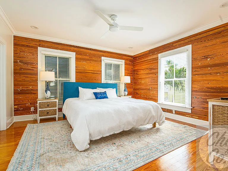 1303 Whitehead St — Photo 16