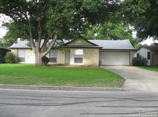 1017 North Blvd, Universal City, TX 78148