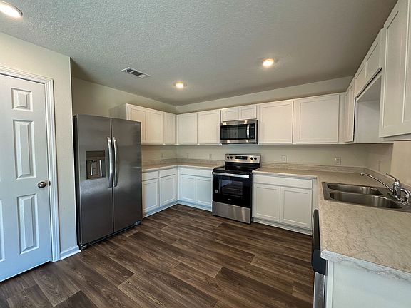 4th image of 8751 Schooner Ln