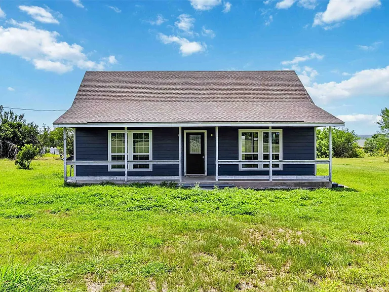 2500 Center Point Rd — Photo 1