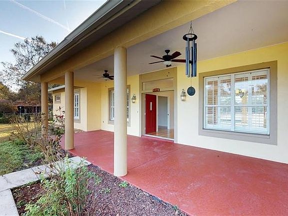3rd image of 7237 Castle Dr