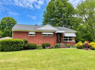 13643 Silver Rd, Garfield Heights, OH 44125