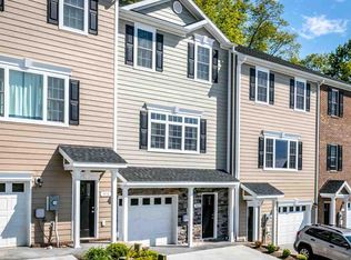 569 Spring Oaks Dr, Rockingham, VA 22801