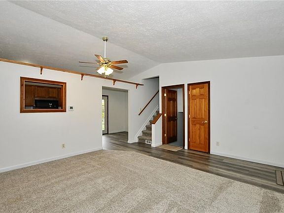 4th image of 8702 Pleasant Lake Cir