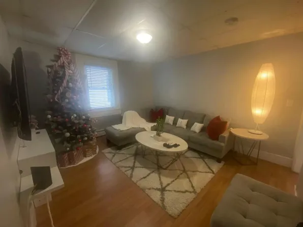 127 Cedar St #1, Boston, MA 02119