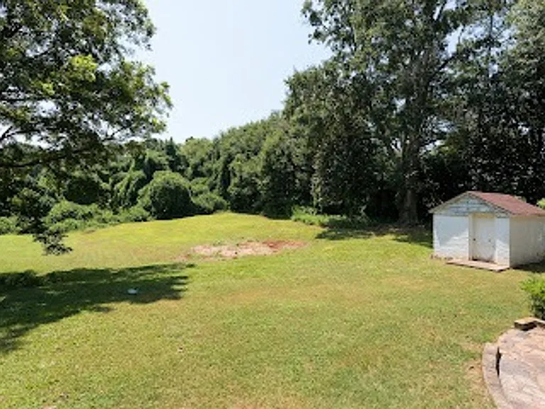 2615 West Main St — Photo 21