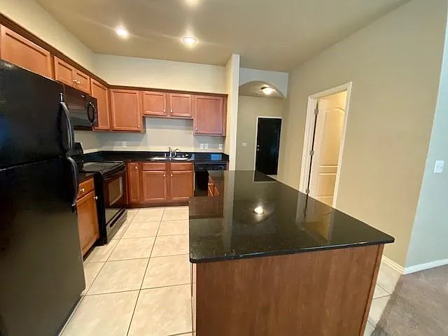 3230 W Montrail Pl — Photo 6