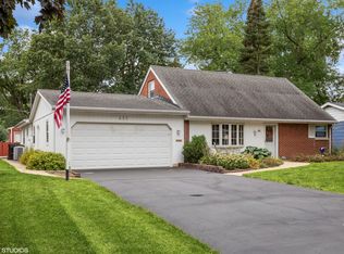 455 E Broadway Ave, Crystal Lake, IL 60014