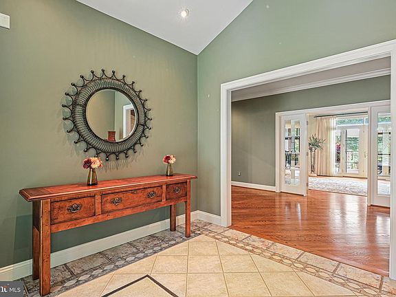 4th image of 3651 Broadleaf Ct
