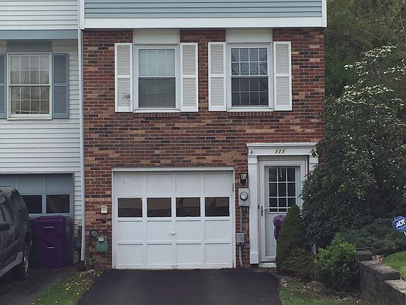 2nd image of 111 Ligonier Ln