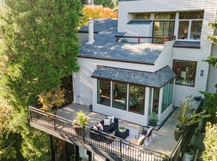 2952 SW Canterbury Ln, Portland, OR 97205