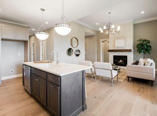 4109 W 158th St, Overland Park, KS 66224