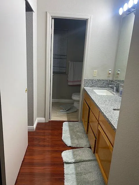 3411 Night Star Ct