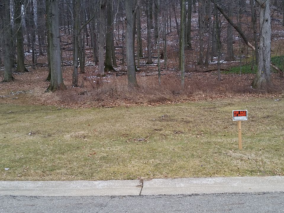 1st image of Lynnwood Dr