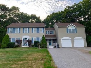 211 Copley Dr, Taunton, MA 02780