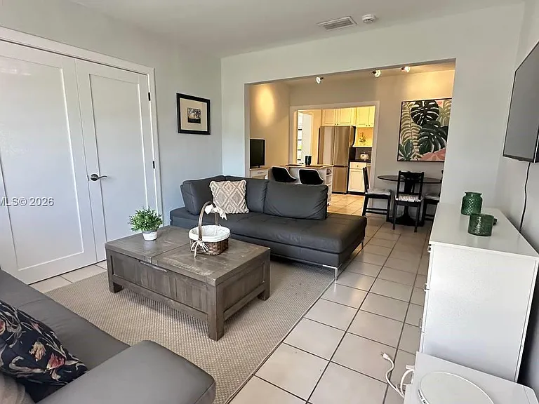 2475 SW 24th Ter — Photo 1