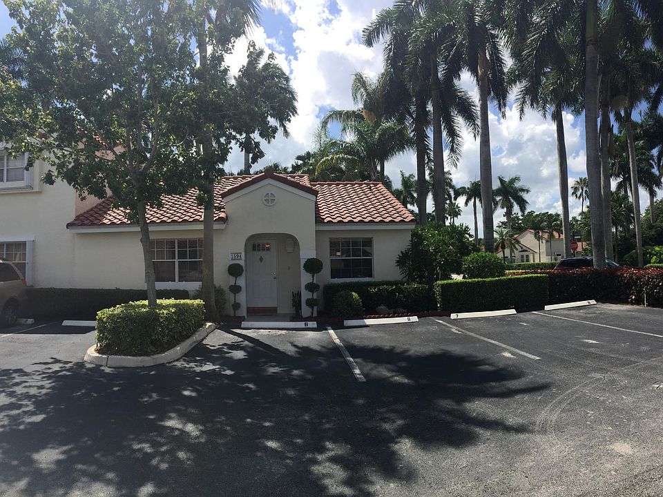 1st image of 1594 Springside Dr