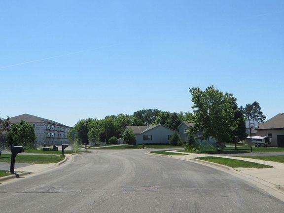 5th image of 907 Savanna Ave