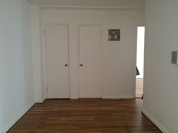 3rd image of 340 Haven Avennue #3N