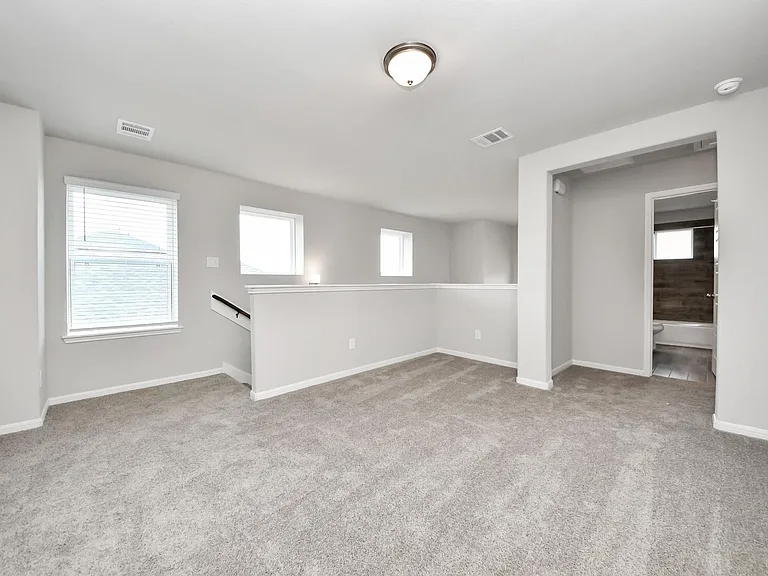 22826 Xanthos St — Photo 37