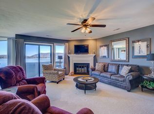 70 Clubhouse Tower Cir, Moneta, VA 24121