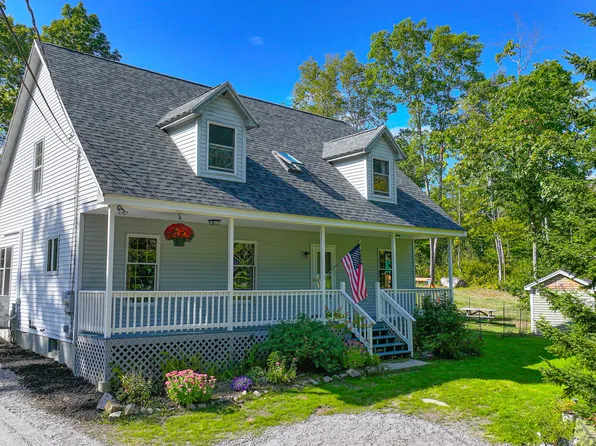 112 Thompson Lake Shores Road, Casco, ME 04015