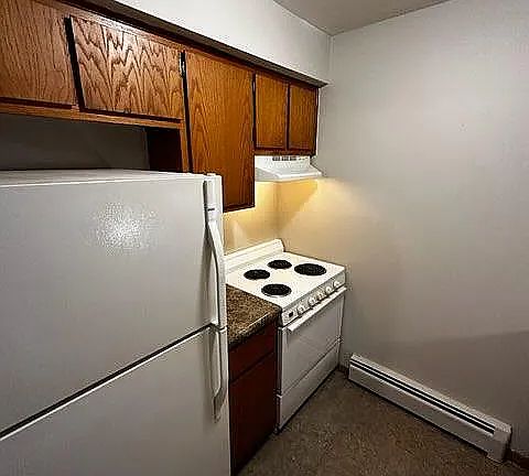 4th image of 1932 Taylor Ave #3