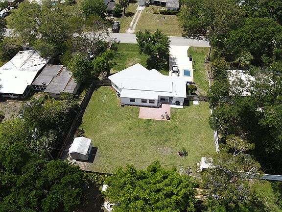2nd image of 1312 13th Ave
