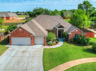 1305 Continental Way, Mustang, OK 73064