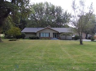 2675 Burton Ln, Martinsville, IN 46151