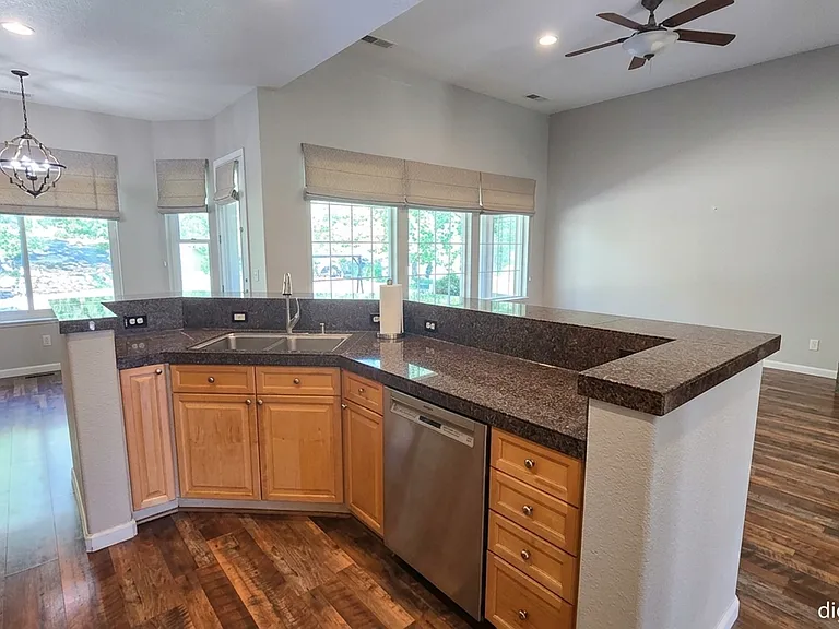 5265 N Elk River Rd — Photo 11
