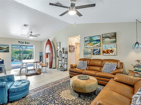 3rd image of 4625 SW 22nd Pl