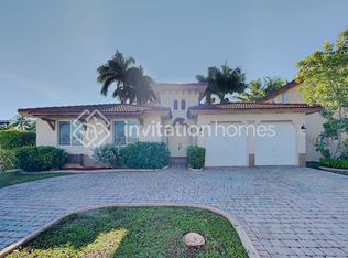 6401 SW 162nd Ct, Miami, FL 33193