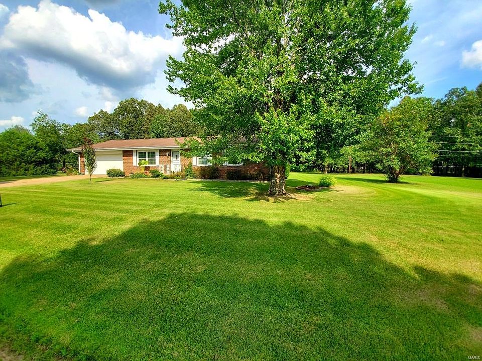 1st image of 33 Massey Ln