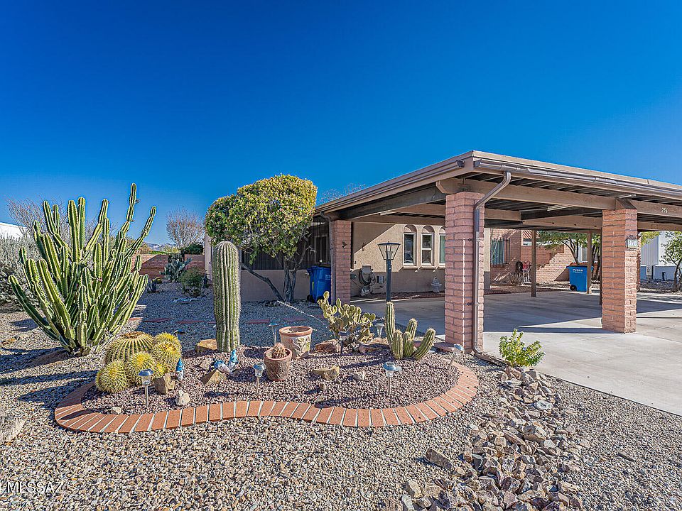 1st image of 256 N Calle Del Santo